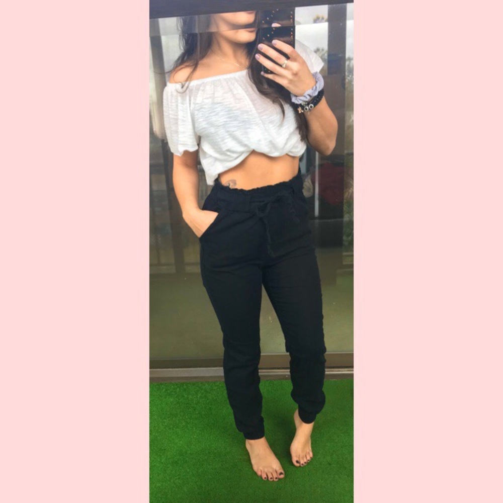 Hollister high waisted black pants